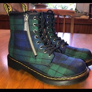 Rare Dr Martens Size 2 Young girls